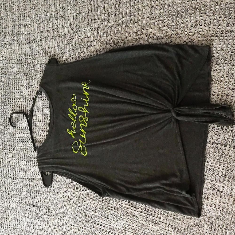 Sleeveless top grey